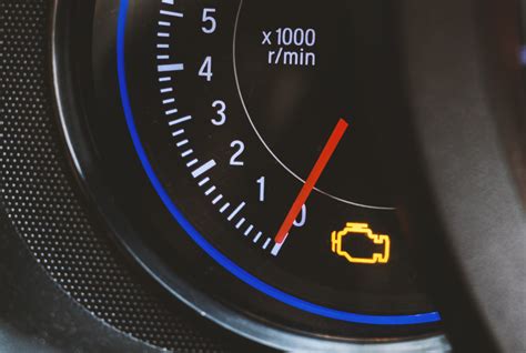 how to check car check engine light