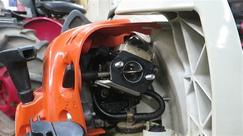 how to clean carburetor on leaf blower