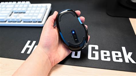 how to connect wireless mouse on desktop