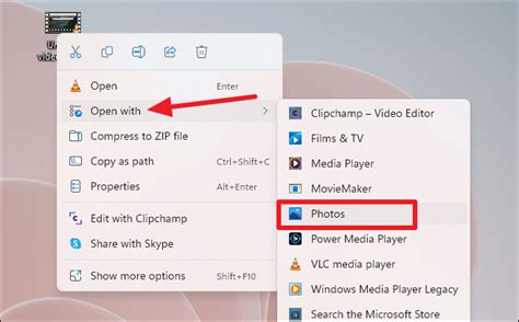 how to crop image on windows 11