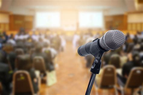 how to deliver a speech in class