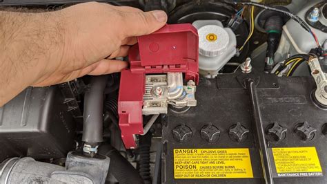 how to disconnect car battery when not in use