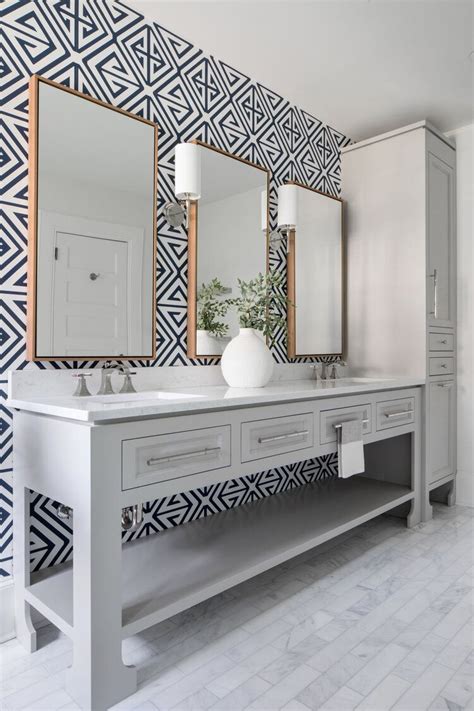 how to do an accent wall in a bathroom