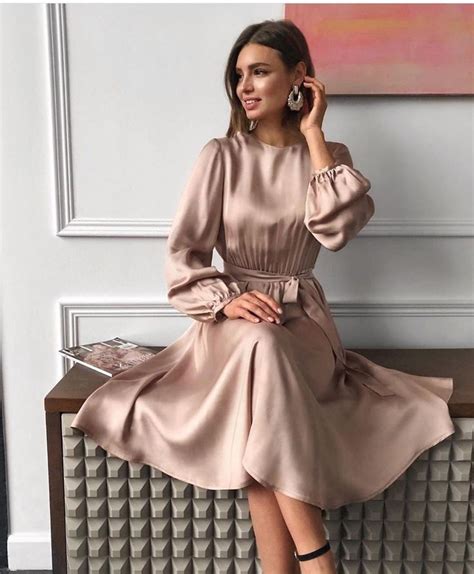 how to dress modest and classy