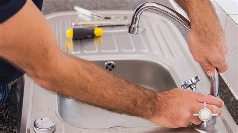 how to fix a leaking tap connector