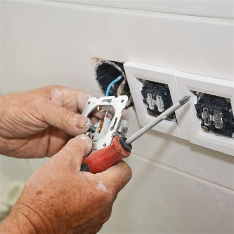 how to fix electrical problems in house