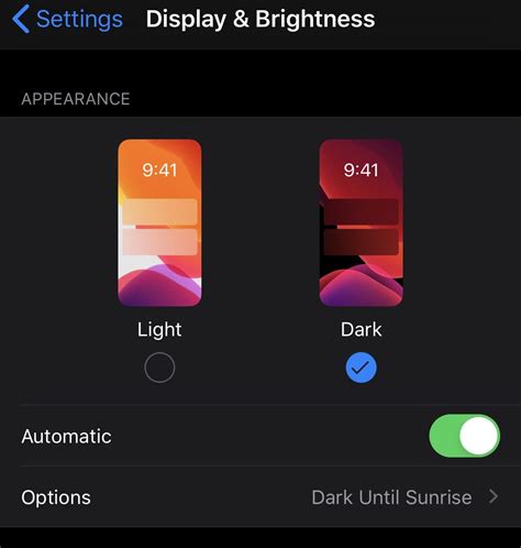 how to get dark mode on iphone
