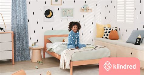 how to get my toddler to stay in their bed