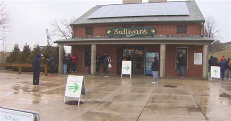 how to get to sullivan's castle island