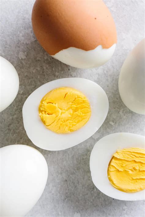 how to get your hard boiled eggs to peel