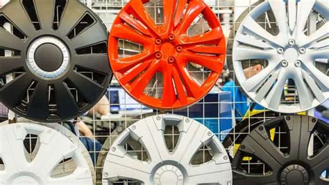 how to keep hubcaps from coming off