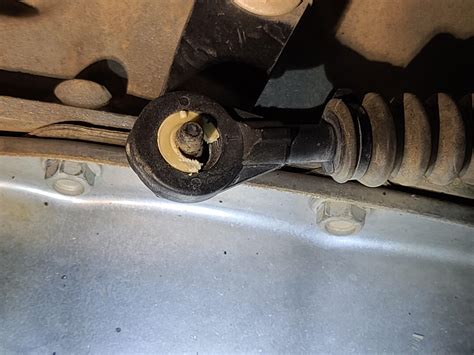 how to know if gear linkage is broken