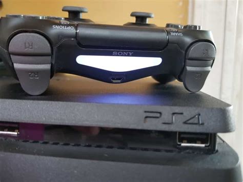 how to know when the ps4 controller is fully charged on pc