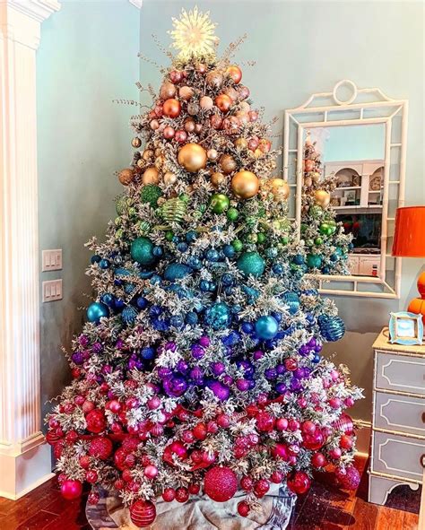 how to make a christmas tree color