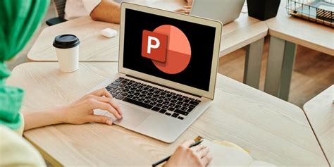 how to make a powerpoint on teams