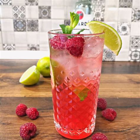how to make a raspberry mojito