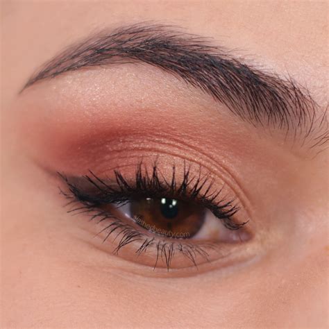 how to make blush with eyeshadow