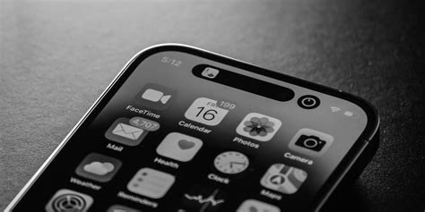 how to make grayscale in iphone
