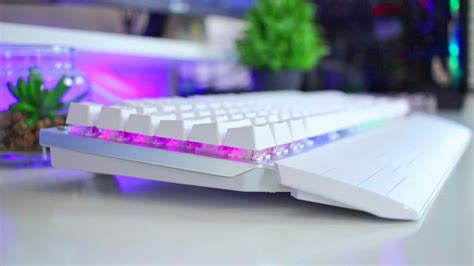 how to make rgb keyboard white