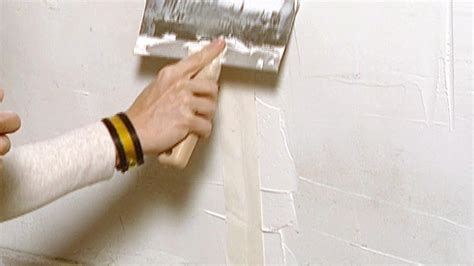 how to paint patches on wall