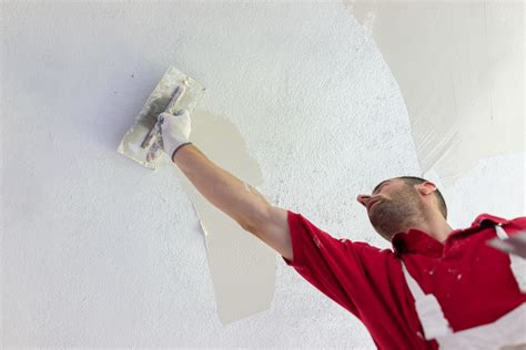 how to put plaster on canvas