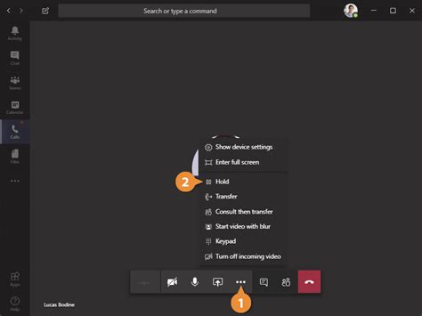 how to put yourself on hold in microsoft teams on pc