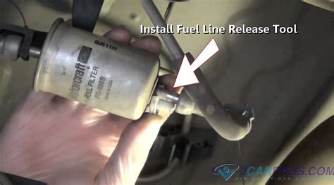 how to remove fuel filter from fuel line