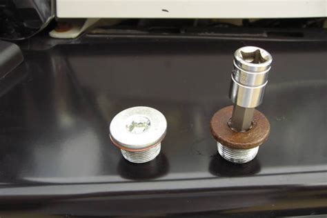 how to remove stuck differential fill plug