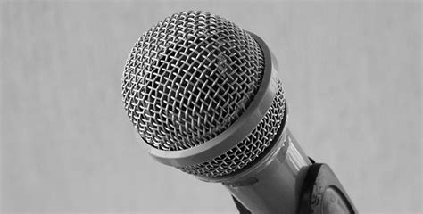 how to remove the hissing noise from your microphone