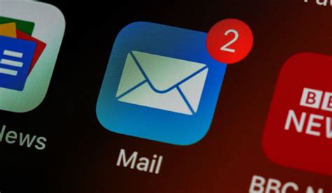 how to restore email icon on iphone