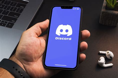 how to search for file name on discord
