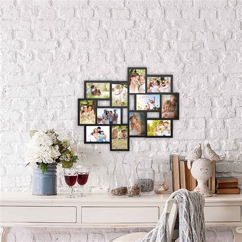 how to set photo frame on wall