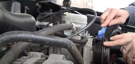 how to stop new serpentine belt from squealing
