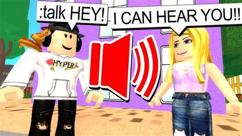 how to talk to people on roblox