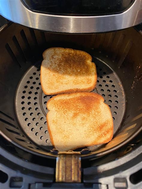how to toast bread in a ninja air fryer