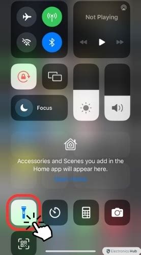 how to turn off flashlight on iphone 11 in settings