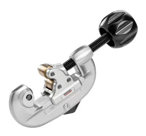 how to use a rigid copper pipe cutter