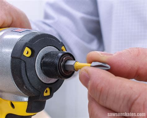how to use an impact driver