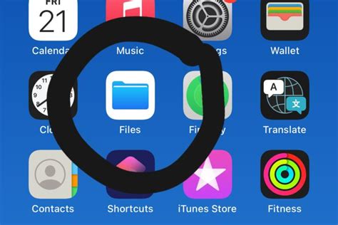 how to use hidden file on iphone