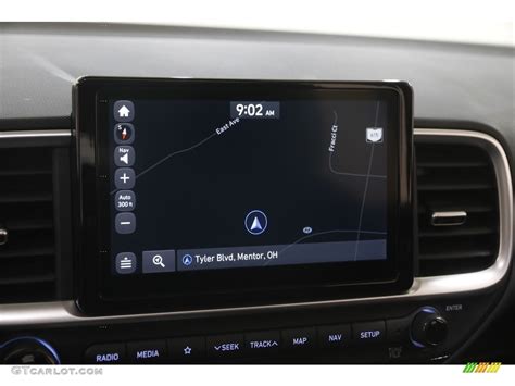 how to use navigation in hyundai venue