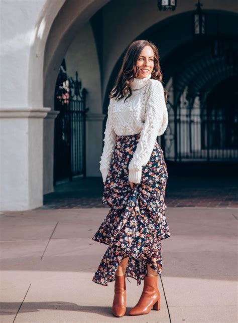 how to wear a maxi skirt with a sweater