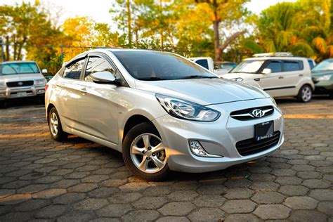 hyundai accent blue 2014 specs