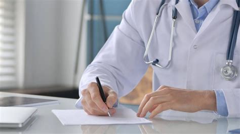 ilustrasi surat sakit