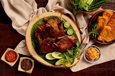 indonesia-halal-food