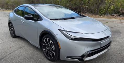 is it a bad idea to buy a used hybrid car
