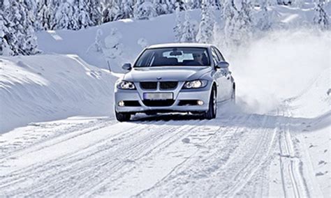 is it better to drive with traction control off in the snow