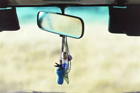 is it illegal to hang things from rearview mirror in minnesota