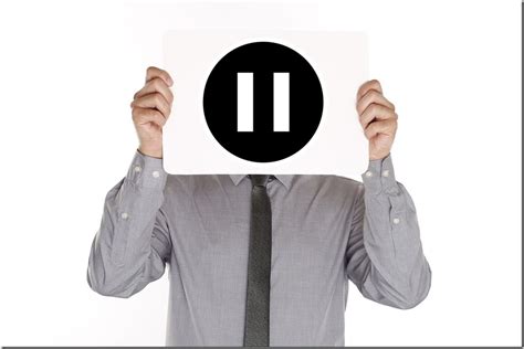 is it ok to pause during an interview