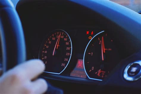 is it safe to drive with the srs light on