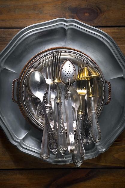 is it safe to use silver silverware